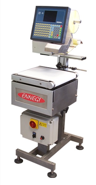 Ennegi - Etiketovací stroj  Nastro 1